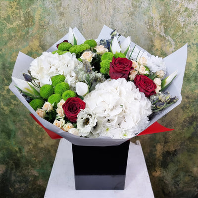 Aspen Flora at Sutton Flowers Birmingham, UK, Nationawide Florist online same day next day deliveries bouquets birthdays gifts flowers lilies roses valentine’s day sunflower, chrysanthemum, Gerbera, Sweet William, Foliage flowers, Agapanthus, Freesia, Statice